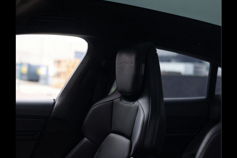 Porsche Taycan Cross Turismo Turbo S | PDCC - Keramisch - Pass. display