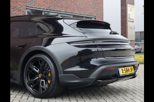 Porsche Taycan Cross Turismo Turbo S | PDCC - Keramisch - Pass. display