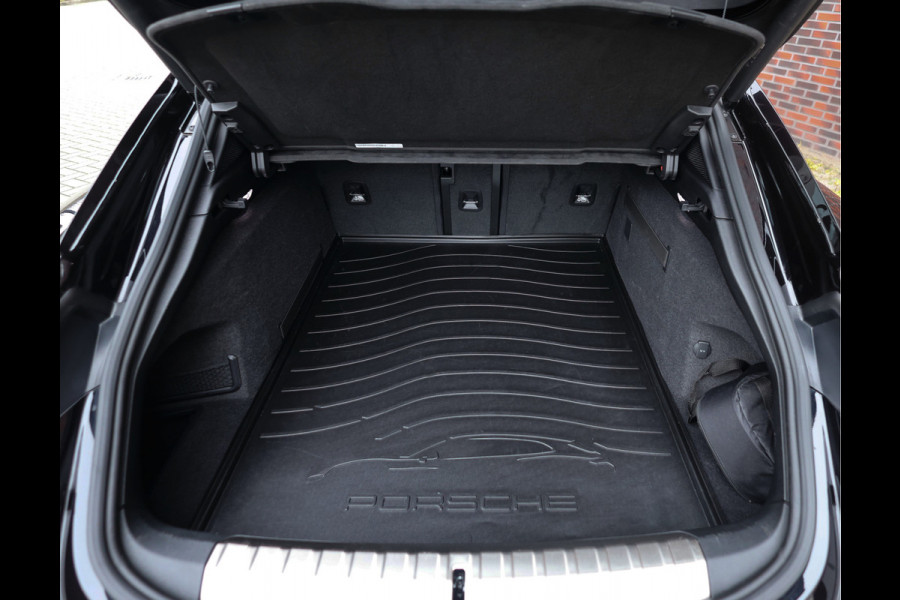 Porsche Taycan Cross Turismo Turbo S | PDCC - Keramisch - Pass. display