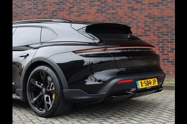 Porsche Taycan Cross Turismo Turbo S | PDCC - Keramisch - Pass. display