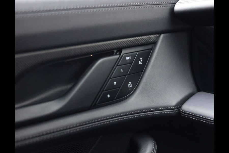 Porsche Taycan Cross Turismo Turbo S | PDCC - Keramisch - Pass. display