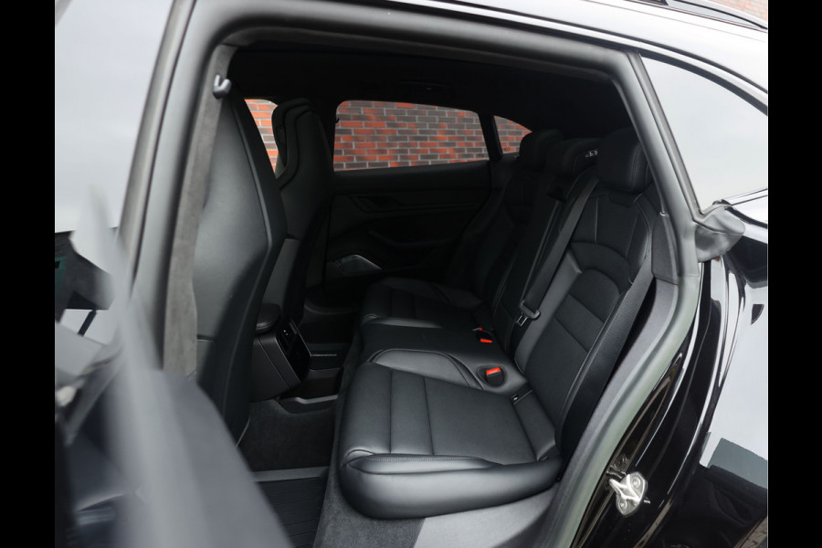 Porsche Taycan Cross Turismo Turbo S | PDCC - Keramisch - Pass. display