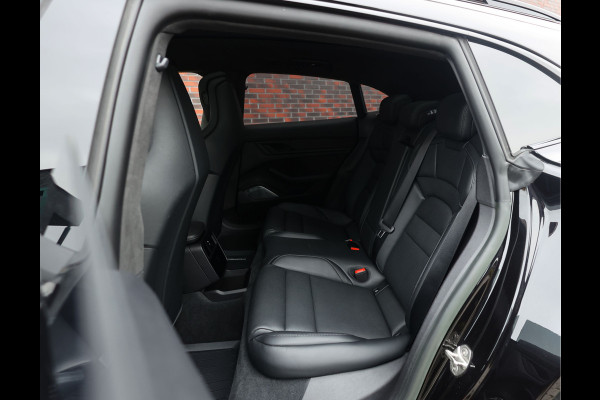 Porsche Taycan Cross Turismo Turbo S | PDCC - Keramisch - Pass. display