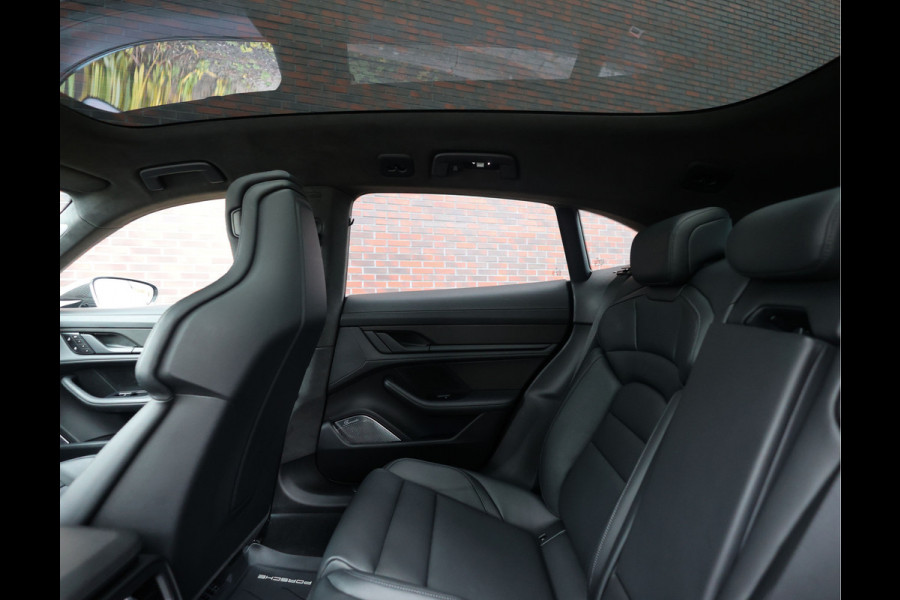 Porsche Taycan Cross Turismo Turbo S | PDCC - Keramisch - Pass. display