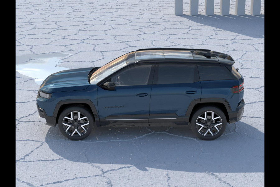 Jeep Compass First Edition 74 kWh | Adapt. Cruise | Camera | Carplay | 20" | Elektr. A-Klep | Navi | Winter Pack | Schuif/Kanteldak | Premium Pack | Conv. Pack | Warmtepomp