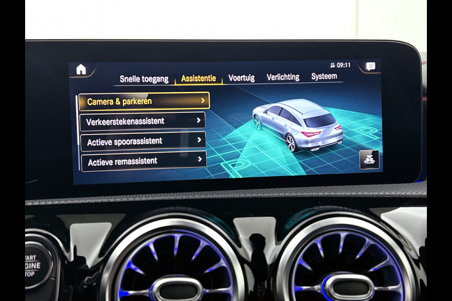 Mercedes-Benz CLA-Klasse Shooting Brake 250 e Business Solution AMG Limited 5 spaks lichtmetalen velgen | MBUX wide screen | Navigatie | Parking support met camera | Inclusief 24 maanden MB Certified garantie voor Europa.