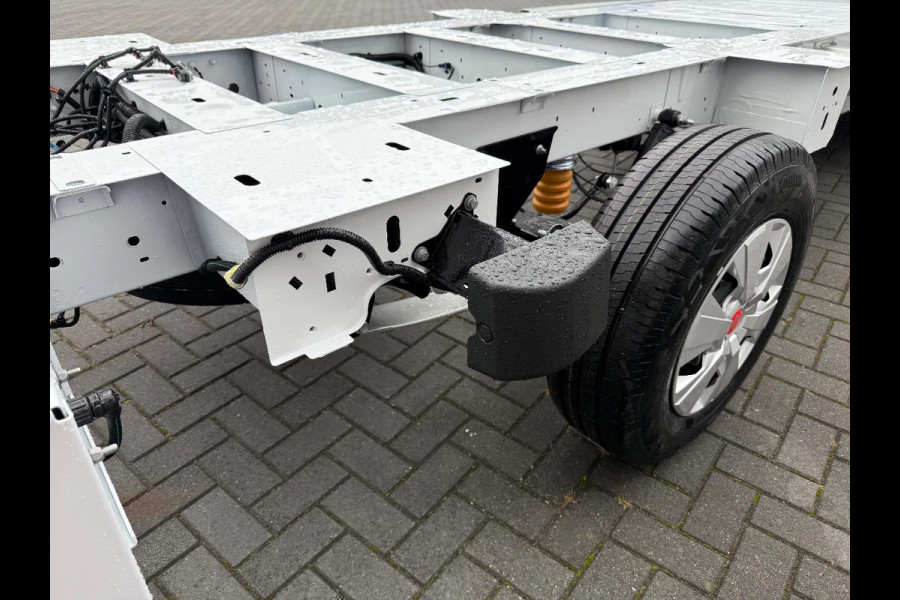 Renault Master E-TECH MASTER RED Chassis Cabine 4T - L3H1