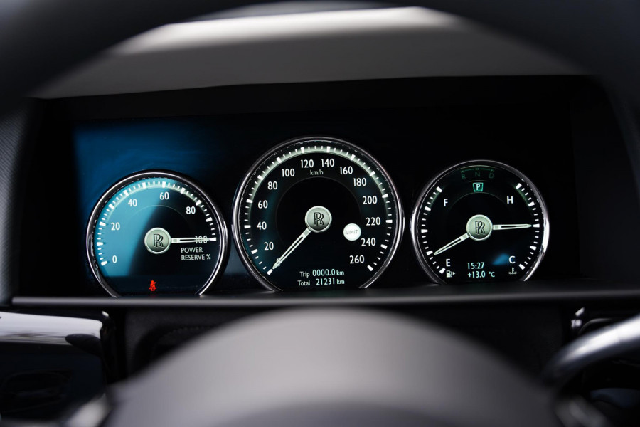 Rolls-Royce Cullinan 6.75 V12 / Bespoke Audio / Starlight / Twin-Coachline