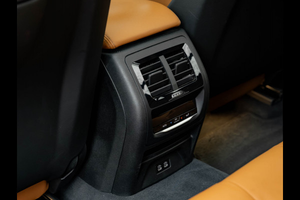 BMW X4 xDrive20d M-Sport - Standkachel - Pano - M-Zetels - Memory - Trekhaak - Head-up