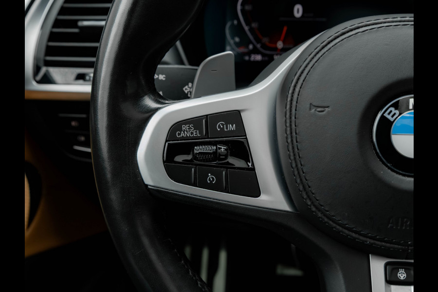 BMW X4 xDrive20d M-Sport - Standkachel - Pano - M-Zetels - Memory - Trekhaak - Head-up