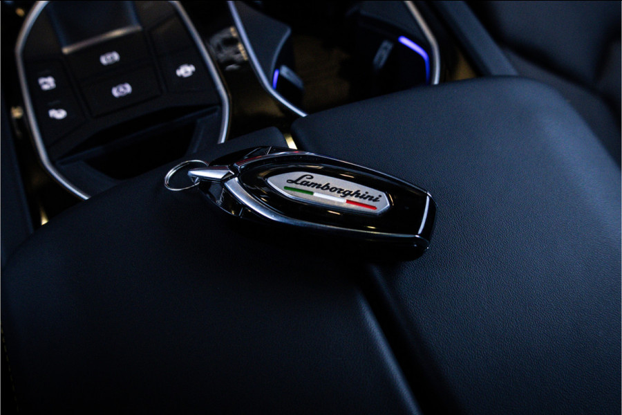Lamborghini Urus 4.0 V8 Hybrid SE - Panorama | B&O Adv. | Stoelkoeling & Massage | Entertainment Systeem
