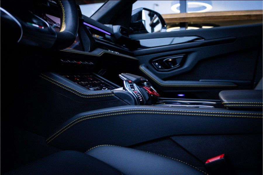Lamborghini Urus 4.0 V8 Hybrid SE - Panorama | B&O Adv. | Stoelkoeling & Massage | Entertainment Systeem