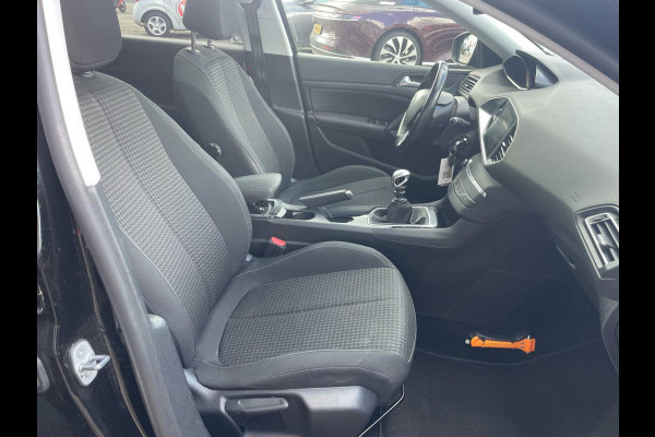 Peugeot 308 SW 1.2 PureTech Blue Lease Executive / panoramadak