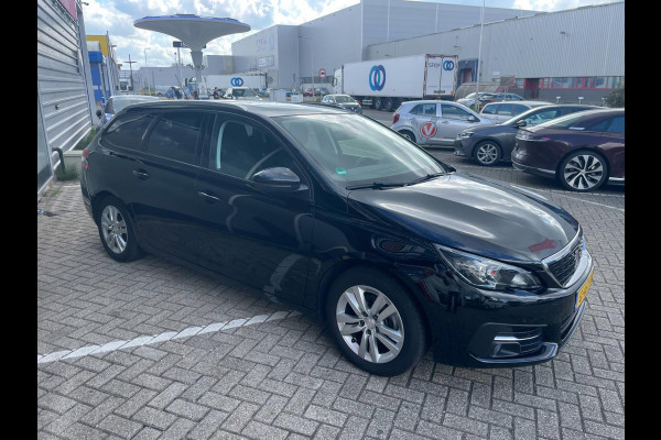 Peugeot 308 SW 1.2 PureTech Blue Lease Executive / panoramadak