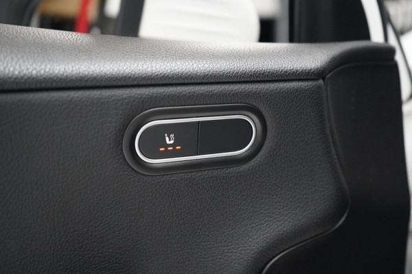 Mercedes-Benz A-Klasse 180 d Launch Edition Premium Plus | AIRCO | CRUISE