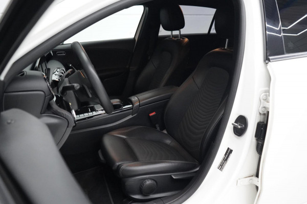 Mercedes-Benz A-Klasse 180 d Launch Edition Premium Plus | AIRCO | CRUISE