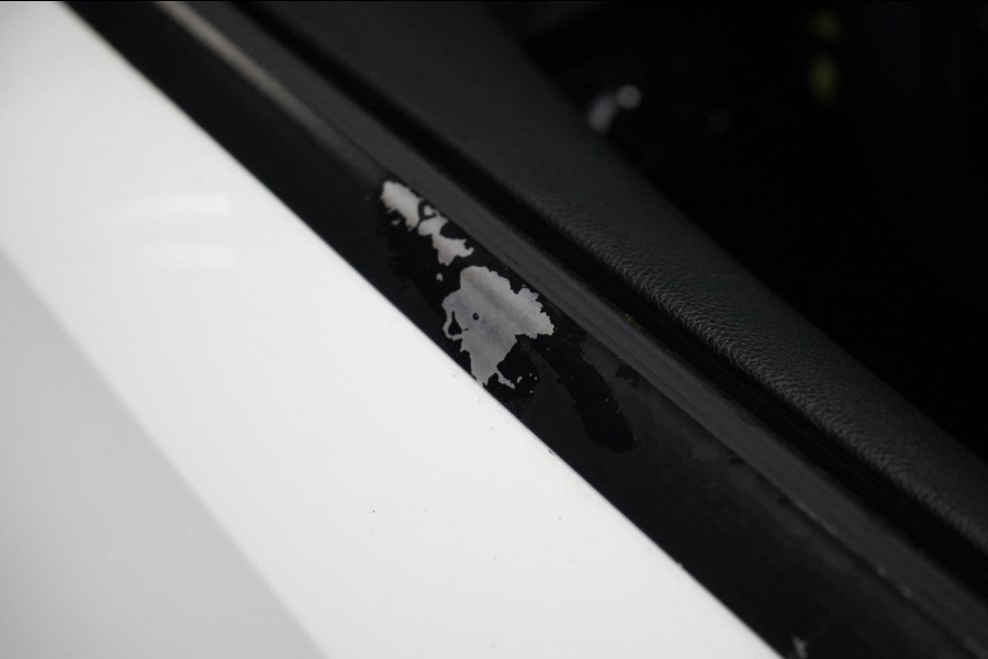 Mercedes-Benz A-Klasse 180 d Launch Edition Premium Plus | AIRCO | CRUISE