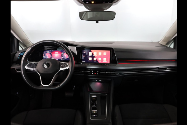 Volkswagen Golf 1.4 eHybrid Style 204 pk Automaat (DSG) | Navigatie via App | Parkeersensoren | Adaptieve cruise control | LED koplampen |
