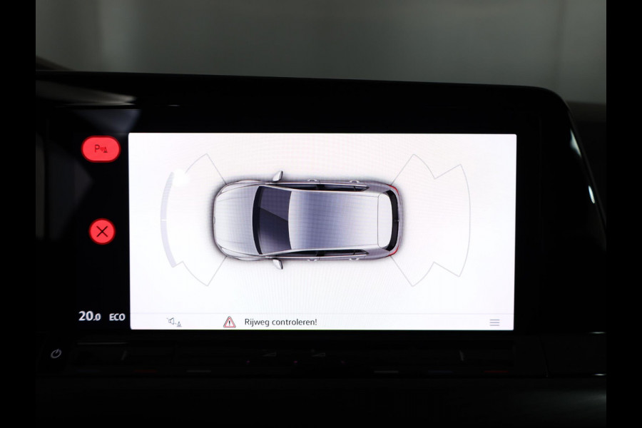 Volkswagen Golf 1.4 eHybrid Style 204 pk Automaat (DSG) | Navigatie via App | Parkeersensoren | Adaptieve cruise control | LED koplampen |