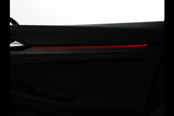 Volkswagen Golf 1.4 eHybrid Style 204 pk Automaat (DSG) | Navigatie via App | Parkeersensoren | Adaptieve cruise control | LED koplampen |