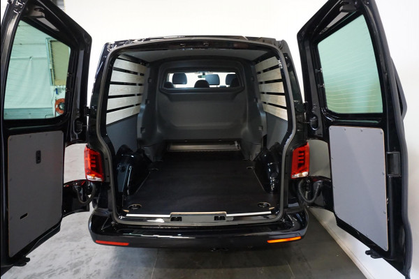Volkswagen Transporter 2.0 TDI L2H1 28 Dubbele Cabine Highline Airco | Cruise Control adaptief | PDCVA | 17" LM