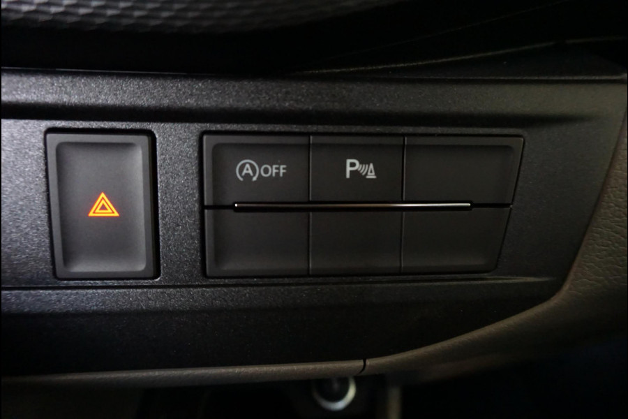 Volkswagen Transporter 2.0 TDI L2H1 28 Dubbele Cabine Highline Airco | Cruise Control adaptief | PDCVA | 17" LM