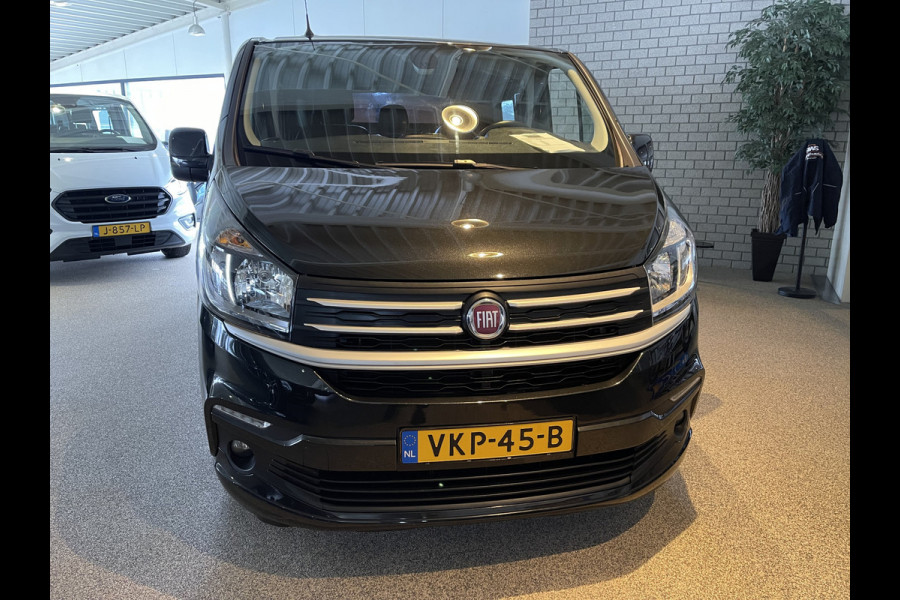 Fiat Talento 2.0 MultiJet 170pk automaat L2H1 SX DC 5 persoons / vaste prijs rijklaar € 21.950 ex btw / lease vanaf € 358 / dubbele schuifdeur / airco / cruise / camera / navigatie / trekhaak !