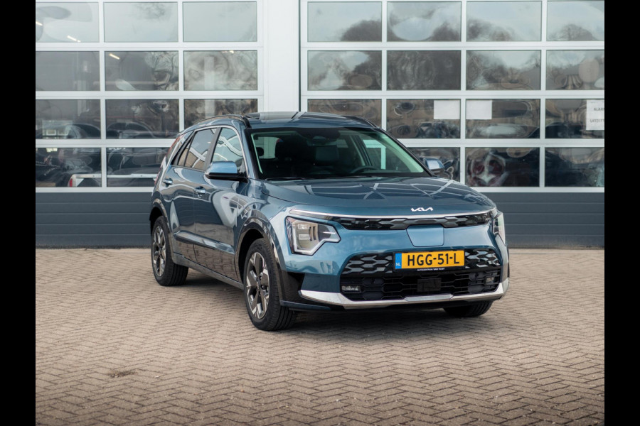Kia Niro EV Plus 64.8 kWh l Lederlook bekleding l Stoelverwarming l El. verstelbare stoelen l