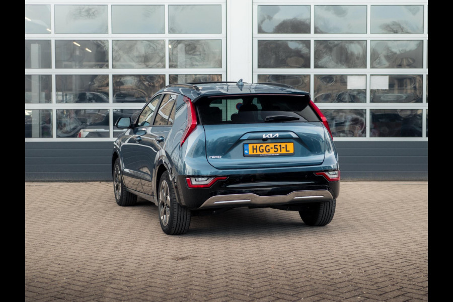 Kia Niro EV Plus 64.8 kWh l Lederlook bekleding l Stoelverwarming l El. verstelbare stoelen l