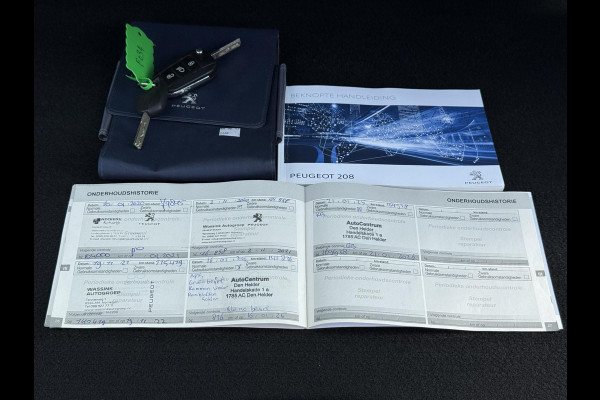 Peugeot 2008 1.2 PureTech Blue Lion 110pk,Trekhaak,2e Eigenaar,Navi,Automaat,Airco,Cruise,Lm velgen,Nieuwe Apk bij Aflevering