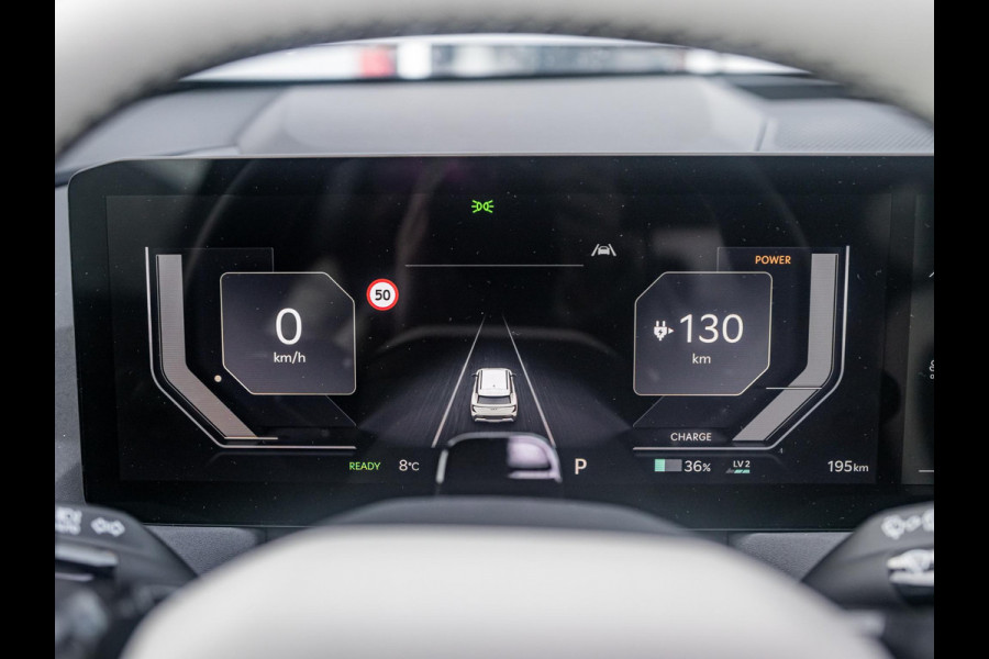 Kia EV5 GT-Line Business Edition 81.4 kWh 17 % bijtelling l Stoelverwarming l El. verstelbare stoelen met memory functie. l Zwarte logo's.