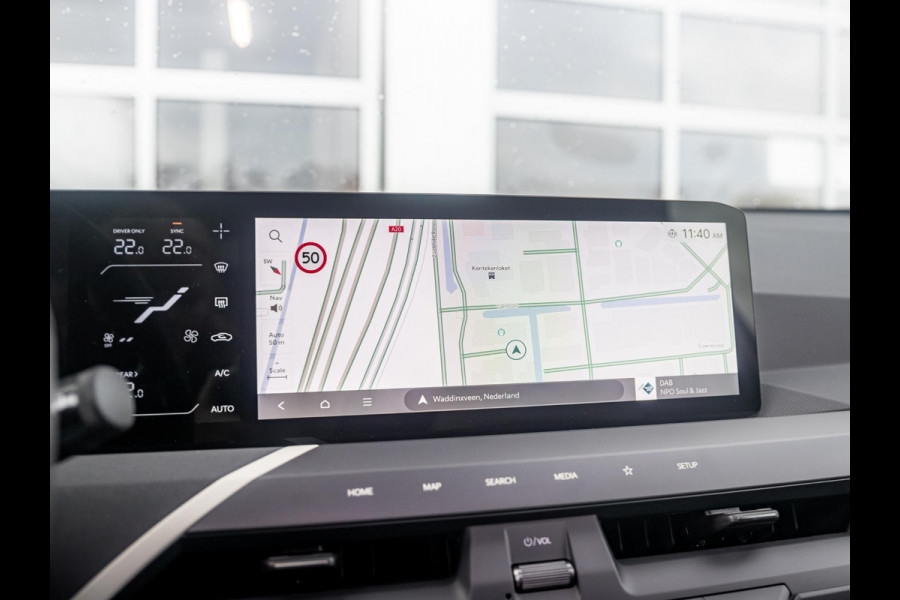 Kia EV5 GT-Line Business Edition 81.4 kWh 17 % bijtelling l Stoelverwarming l El. verstelbare stoelen met memory functie. l Zwarte logo's.