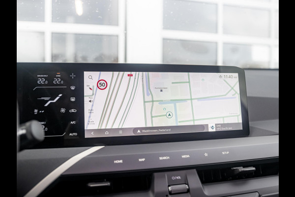 Kia EV5 GT-Line Business Edition 81.4 kWh 17 % bijtelling l Stoelverwarming l El. verstelbare stoelen met memory functie. l Zwarte logo's.