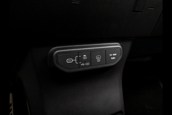 Kia EV5 GT-Line Business Edition 81.4 kWh 17 % bijtelling l Stoelverwarming l El. verstelbare stoelen met memory functie. l Zwarte logo's.
