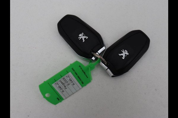 Peugeot e-2008 EV GT 50 kWh | SOH 98% | Carplay | Half leder | Camera | Digital Cockpit | Full LED | Cruise control | Climate control | Bluetooth