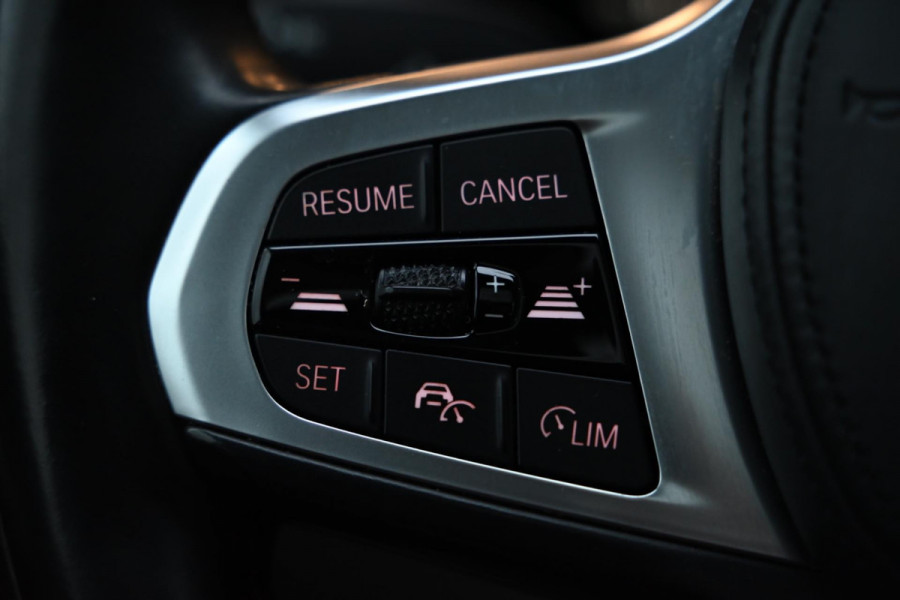 BMW i4 EDrive40 High Executive 84 kWh - M-Sport - Stuurverwarming - Harman Kardon - Adaptive Cruise Control - Schuifdak -