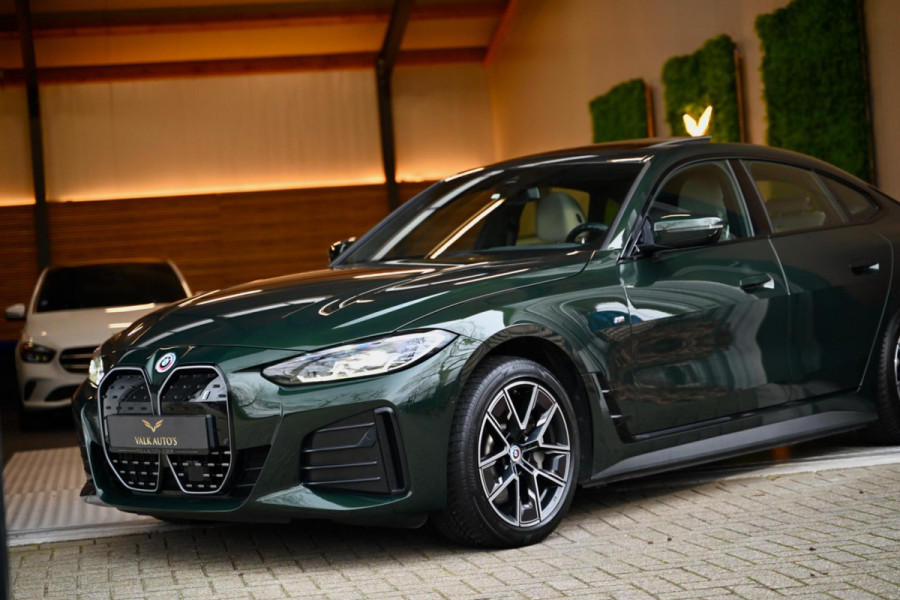 BMW i4 EDrive40 High Executive 84 kWh - M-Sport - Stuurverwarming - Harman Kardon - Adaptive Cruise Control - Schuifdak -