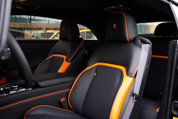 Rolls-Royce Spectre AWD Two Tone / Bespoke Audio / Pinstripe Mandarin / NL-Car