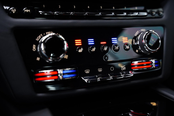 Rolls-Royce Spectre AWD Two Tone / Bespoke Audio / Pinstripe Mandarin / NL-Car