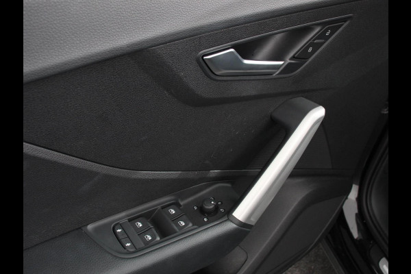 Audi Q2 35 TFSI 150PK S-tronic Prestige Navigatie Apple Carplay/Android Auto  Adaptive Cruise Control Parkeersensoren Camera Stoelverwarming