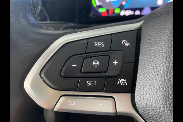 Volkswagen Golf 1.4 eHybrid Style Panorama dak /  / Apple Carplay android / 18 inch velgen