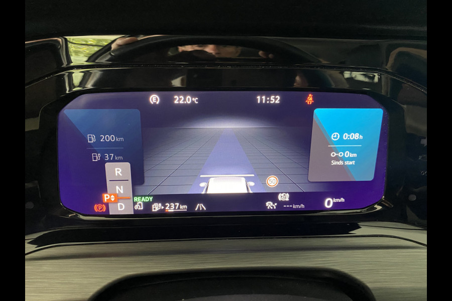 Volkswagen Golf 1.4 eHybrid Style Panorama dak /  / Apple Carplay android / 18 inch velgen