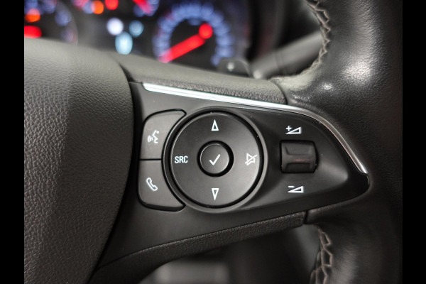 Opel Combo 1.5D L2H1 Edition Automaat Airco Navigatie Camera Parkeersensoren 3-zits