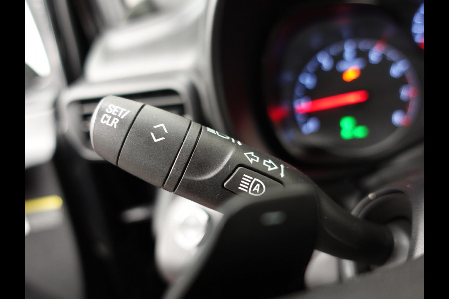 Opel Combo 1.5D L2H1 Edition Automaat Airco Navigatie Camera Parkeersensoren 3-zits