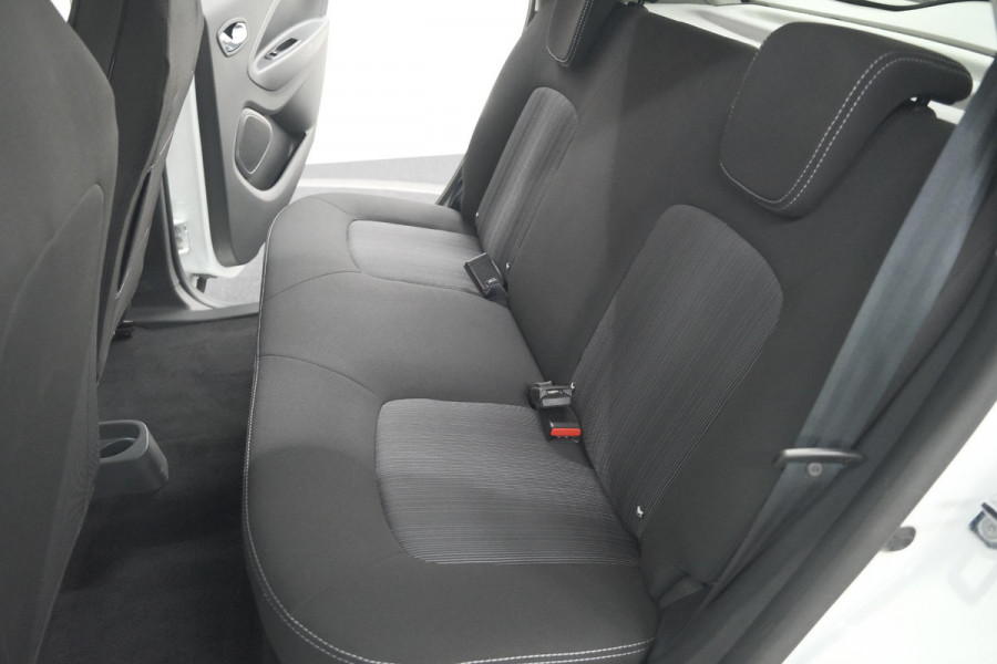 Renault ZOE Q90 Intens Quickcharge 41 kWh | Huuraccu | Navigatie | Parkeersensoren | Climate Control