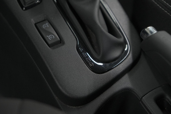 Renault ZOE Q90 Intens Quickcharge 41 kWh | Huuraccu | Navigatie | Parkeersensoren | Climate Control