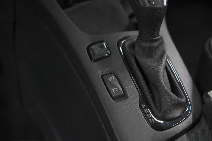 Renault ZOE Q90 Intens Quickcharge 41 kWh | Huuraccu | Navigatie | Parkeersensoren | Climate Control