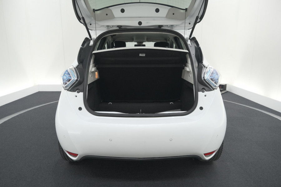 Renault ZOE Q90 Intens Quickcharge 41 kWh | Huuraccu | Navigatie | Parkeersensoren | Climate Control