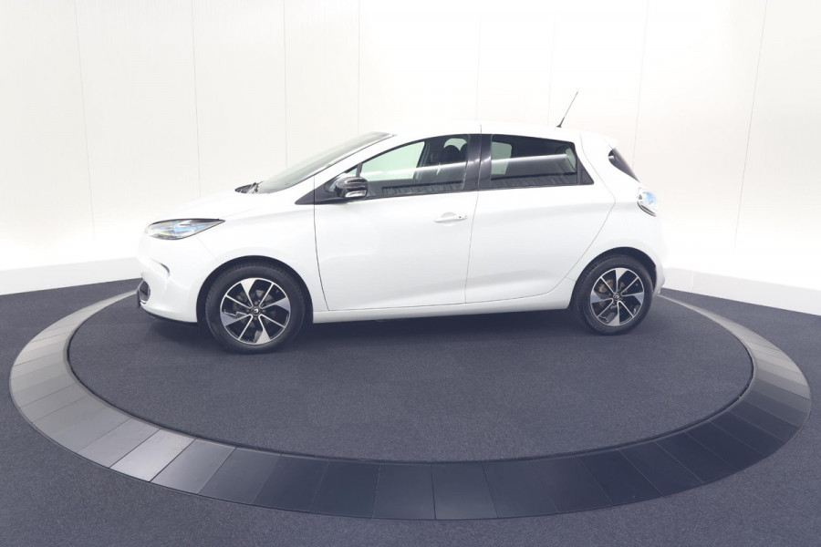Renault ZOE Q90 Intens Quickcharge 41 kWh | Huuraccu | Navigatie | Parkeersensoren | Climate Control