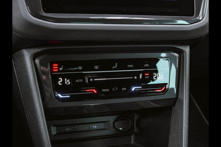 Volkswagen Tiguan 1.5 TSI 2x R-line Stoelverwarming | Trekhaak | ACC